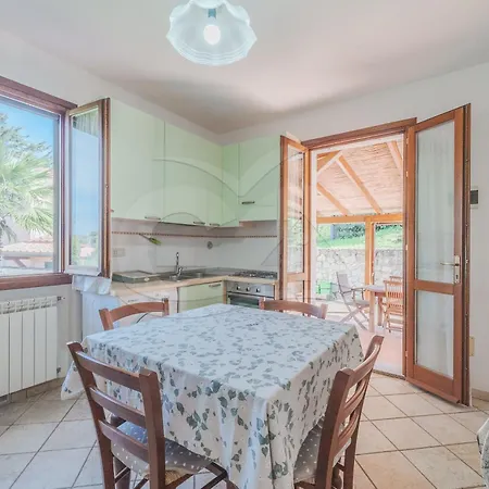 Casa vacanze Villino Albereto - Goelba